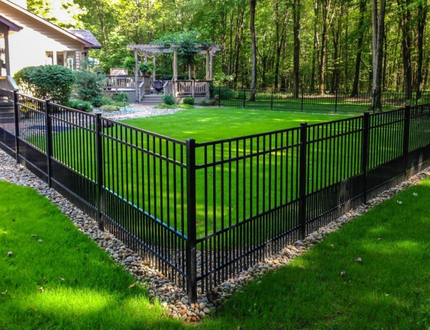 The Mr. Fence of Florida Difference in Blountstown Florida Fence Installations